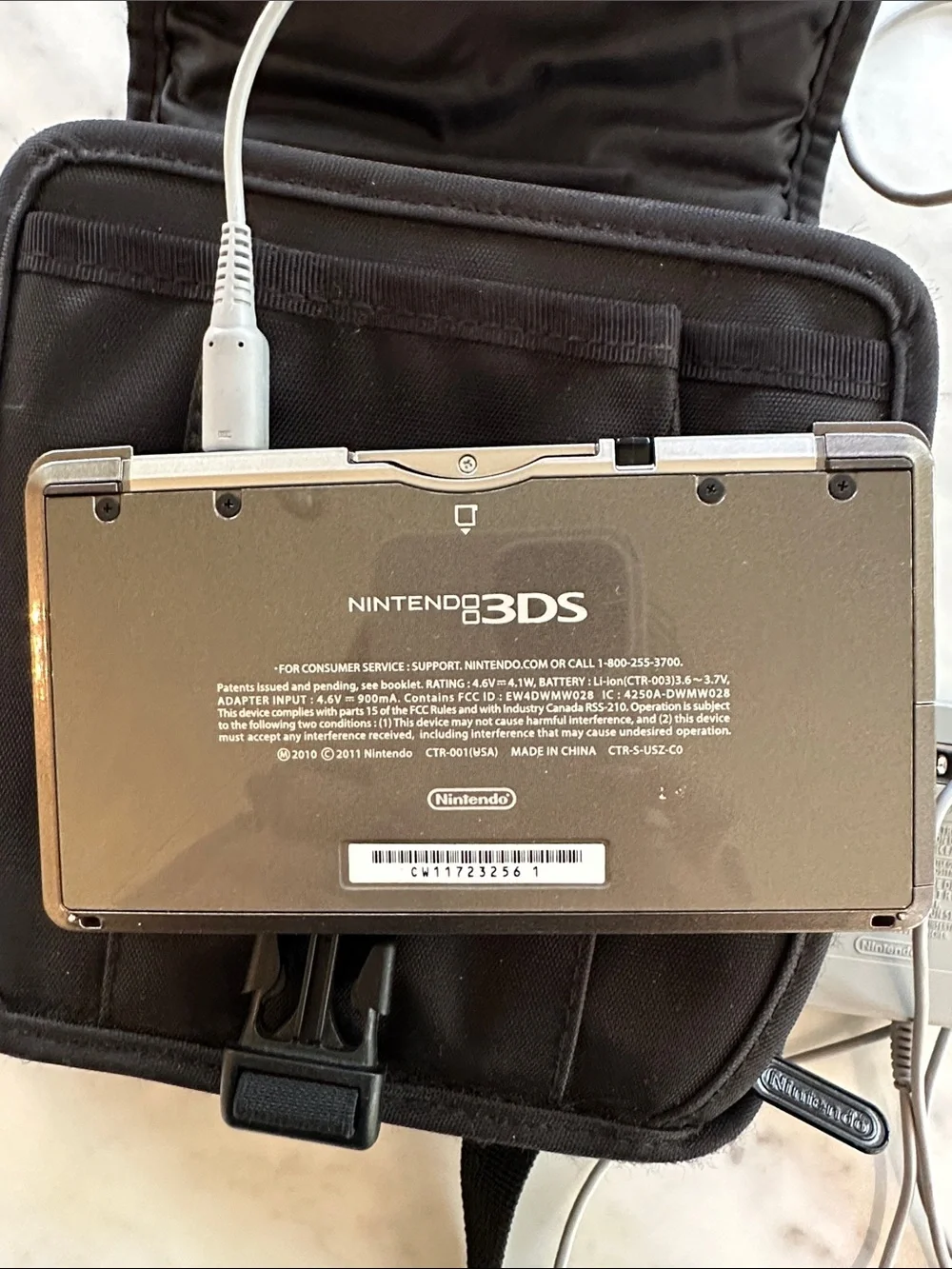 Nintendo 3DS Black w/charger